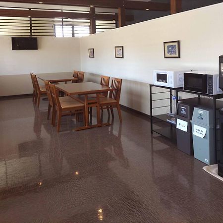 Hotel Isesaki East Bagian luar foto